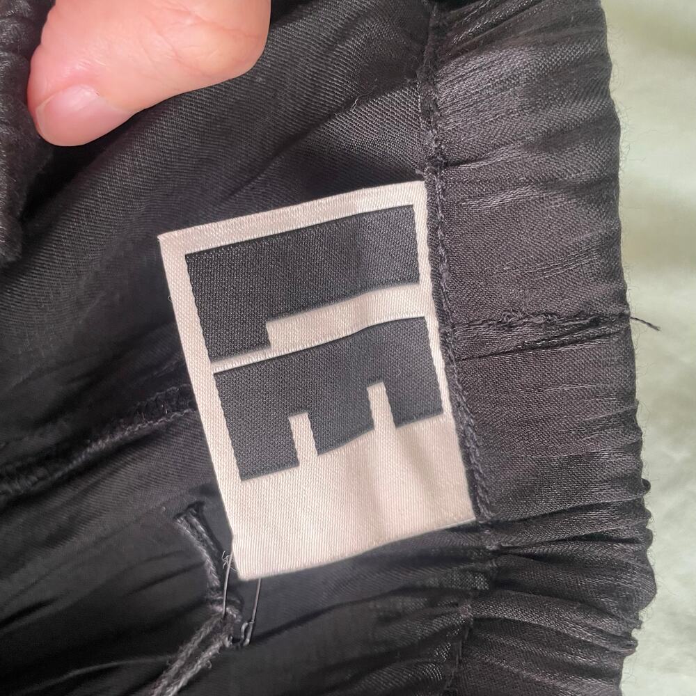 Local European Crinkle Pants in Black Drawstring Size XS NWT - Picture 5 of 8